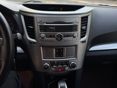 Subaru Outback, 2010 — сүрөт 8