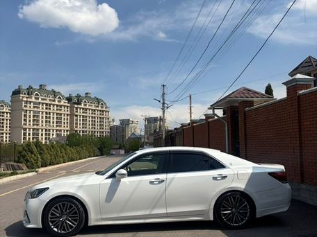 Toyota Crown, 2016 — 照片 5