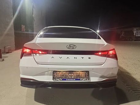 Hyundai Avante, 2021 — 照片 6