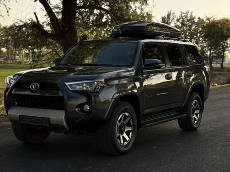 Toyota 4Runner, 2020 — фото 4