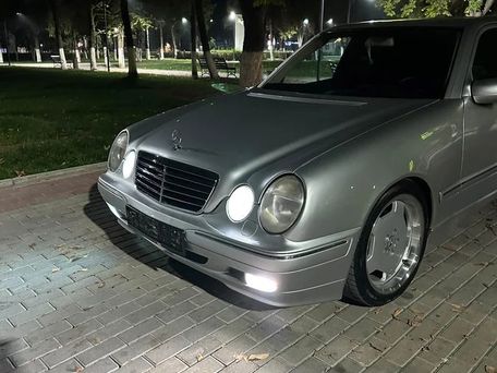Mercedes-Benz E-Class, 1998 — photo 1