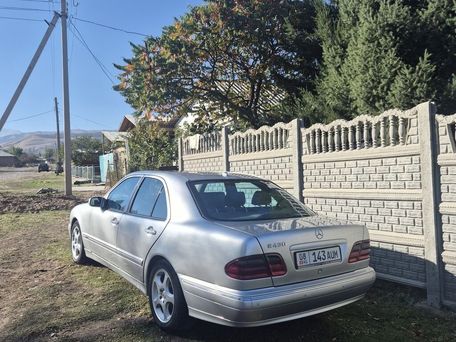 Mercedes-Benz E-Class, 2000 — photo 1