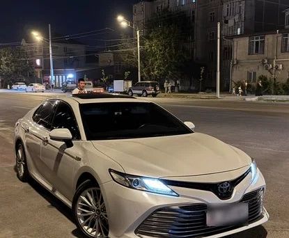 Toyota Camry, 2018 — фото 9