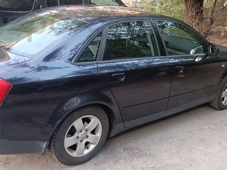 Audi A4, 2001 — 照片 2
