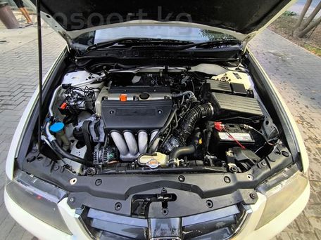 Honda Accord, 2004 — 照片 11