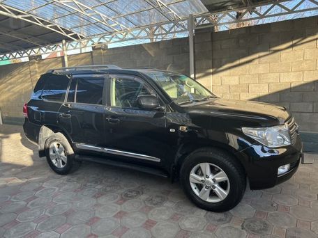 Toyota Land Cruiser, 2011 — photo 1
