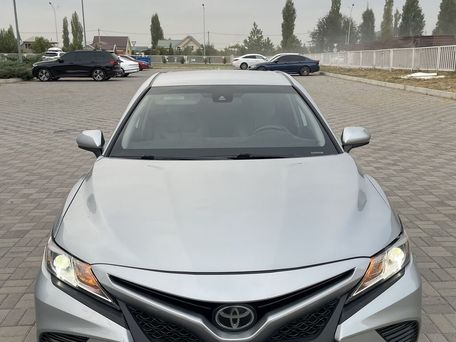 Toyota Camry, 2020