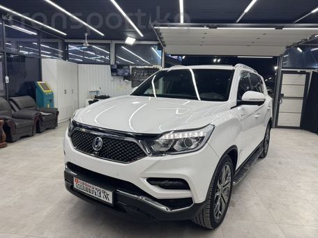 SsangYong Rexton, 2019 — photo 1