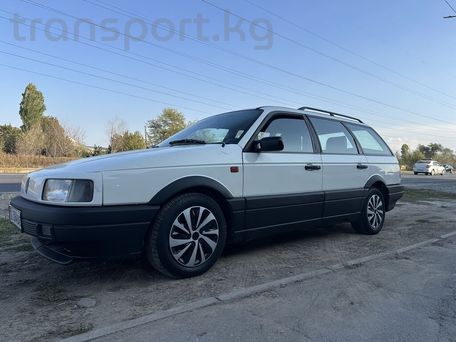 Volkswagen Passat, 1992 — 照片 2