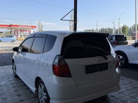 Honda Fit, 2003 — photo 4