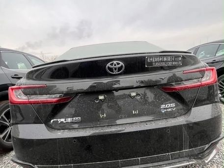 Toyota Camry, 2026 — photo 9