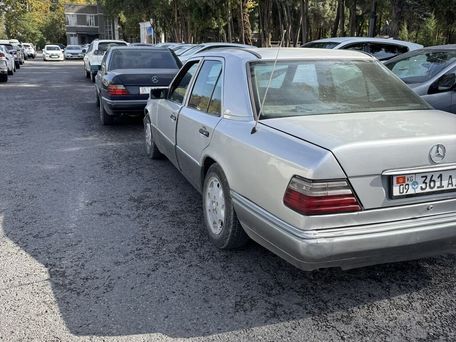 Mercedes-Benz W124, 1992 — сүрөт 4