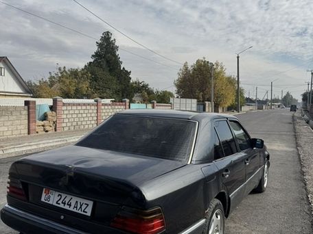Mercedes-Benz W124, 1991 — сүрөт 7