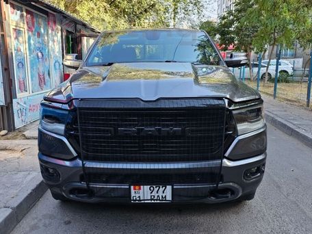 Ram 1500, 2020 — photo 2