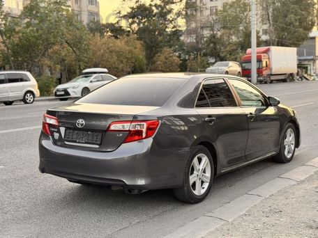 Toyota Camry, 2014 — фото 5