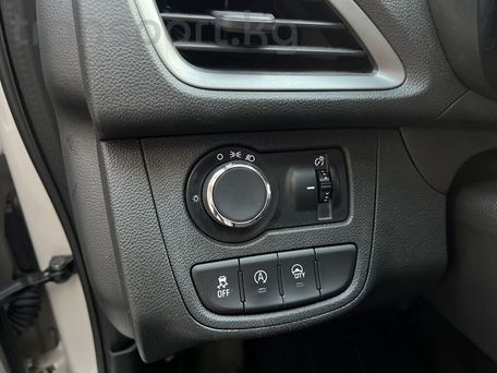 Chevrolet Spark, 2018 — 照片 8
