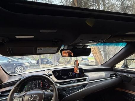 Lexus ES, 2019 — 照片 5