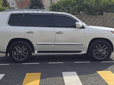 Lexus LX, 2014 — photo 9