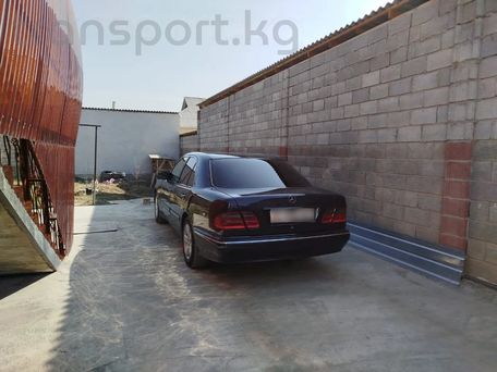 Mercedes-Benz E-Класс, 2002 — 照片 6