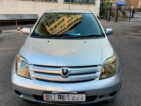 Toyota Ist, 2005 — 照片 1