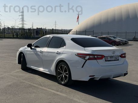 Toyota Camry, 2018 — photo 6