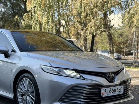 Toyota Camry, 2019 — сүрөт 3