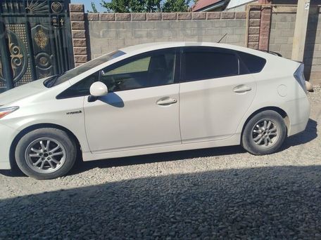 Toyota Prius, 2013 — сүрөт 2