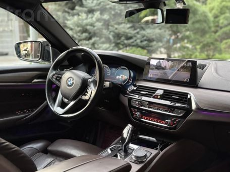 BMW 5 серии, 2018 — 照片 5