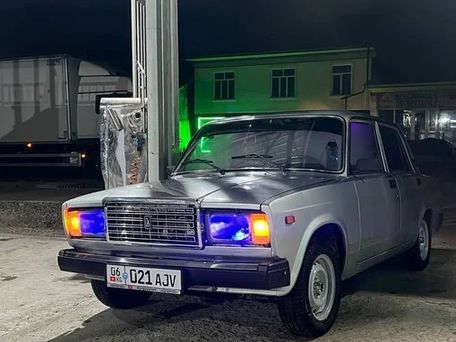 Lada (ВАЗ) 2107, 2011 — 照片 1
