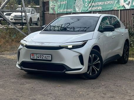 Toyota bZ4X, 2024