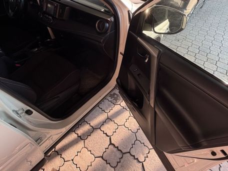 Toyota RAV4, 2018 — photo 15