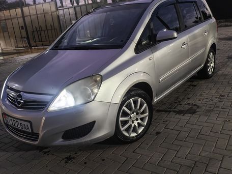 Opel Zafira, 2008 — фото 4
