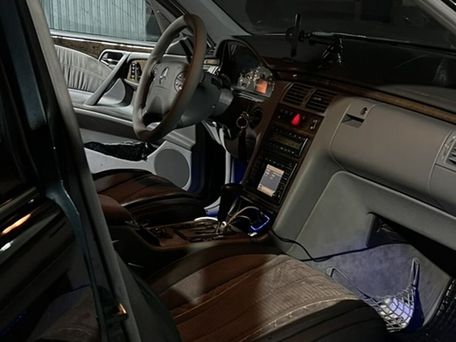 Mercedes-Benz E-Class, 2000 — photo 9