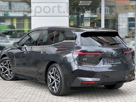 BMW iX, 2023 — 照片 3