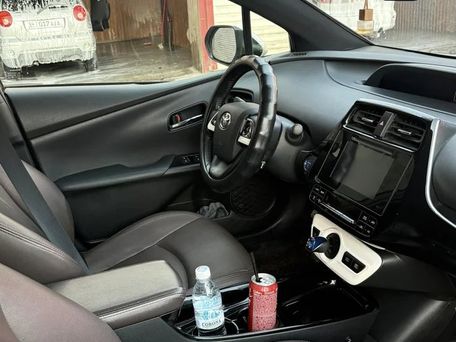 Toyota Prius, 2017 — photo 8