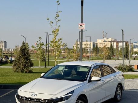 Hyundai Avante, 2021 — 照片 2