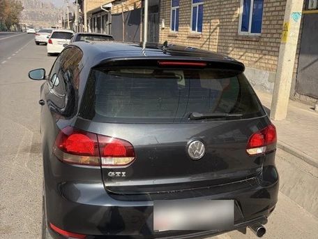 Volkswagen Golf, 2024