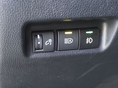 Toyota RAV4, 2019 — сүрөт 18
