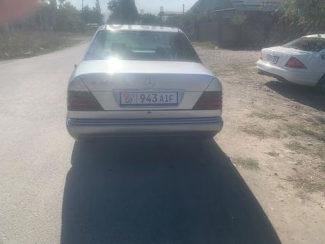 Mercedes-Benz W124, 1993 — сүрөт 4