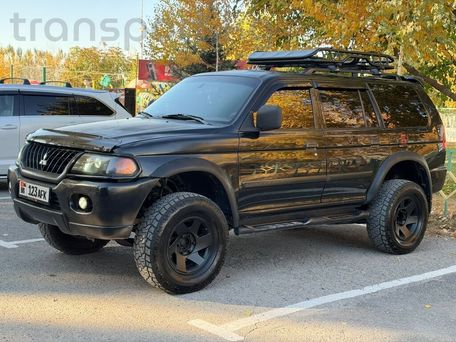 Mitsubishi Montero Sport, 2002 — photo 1