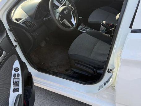 Hyundai Solaris, 2013 — 照片 5