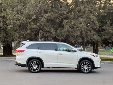 Toyota Highlander, 2018 — photo 3