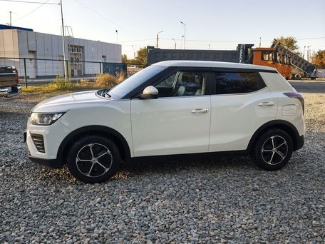 SsangYong Tivoli, 2020 — photo 2