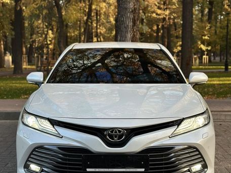 Toyota Camry, 2018 — photo 3