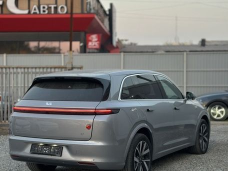 Li Auto (Lixiang) L7, 2024 — photo 6