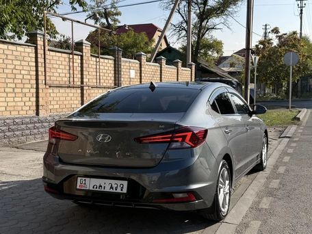 Hyundai Avante, 2019 — 照片 3