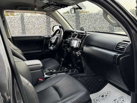 Toyota 4Runner, 2018 — 照片 6