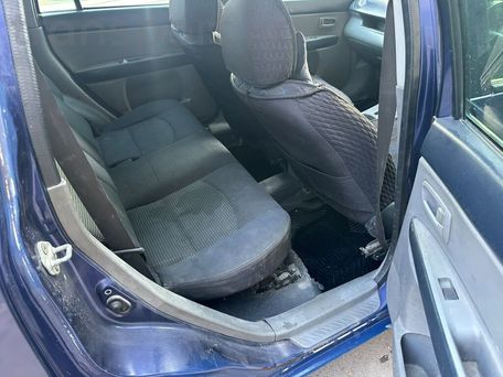 Mazda Demio, 2004 — 照片 8