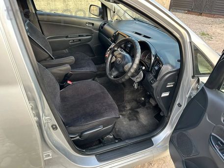 Toyota Wish, 2003 — photo 6