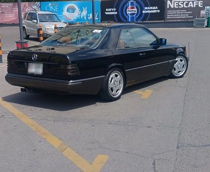 Mercedes-Benz W124, 1991 — 照片 3